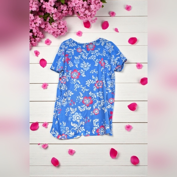 Croft & Barrow Essential Crewneck Tee Color: Blue Retro Floral, Size: LARGE EUC - Picture 6 of 8